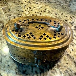 ANTIQUE BRASS TRINKET/JEWELRY BOX